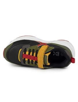 Zapatillas munich mini track 95 negro de niño.