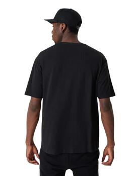 Camiseta new era neyyan essentials negro de hombre.