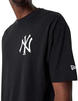 Camiseta new era neyyan essentials negro de hombre.