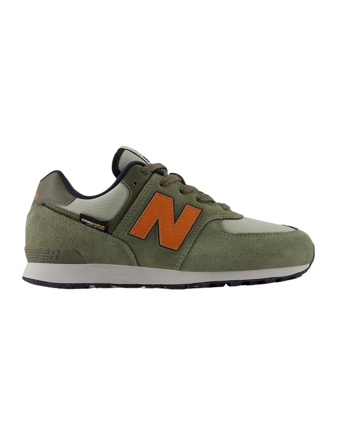 Zapatilllas new balance gc574sof verde de niño.