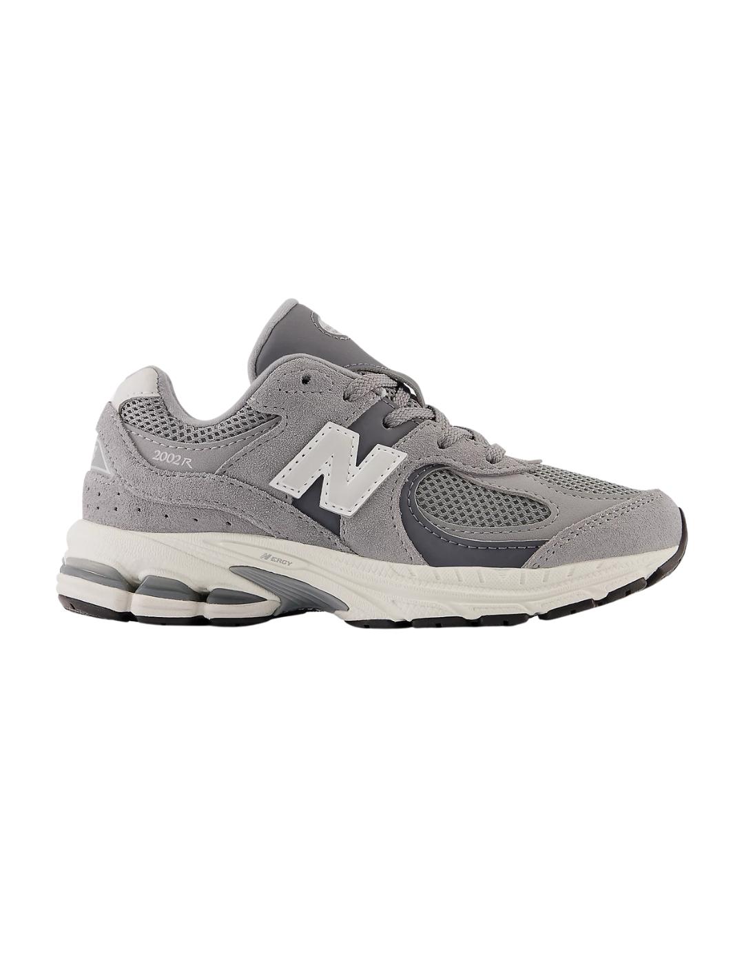 Zapatillas new balance pc2002st gris de niño.