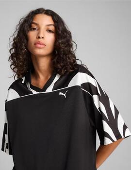 Camiseta puma relaxed football negro de mujer.