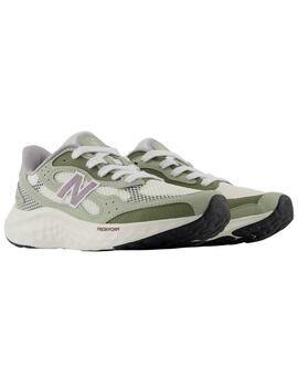 Zapataillas new balance fresh foam arishi v4 verde de mujer.