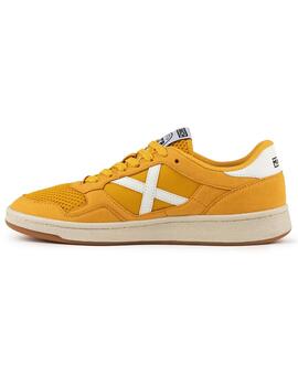 Zapatillas munich arrow 71 mostaza de hombre.