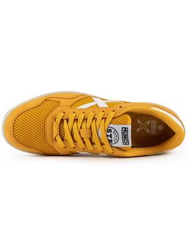 Zapatillas munich arrow 71 mostaza de hombre.